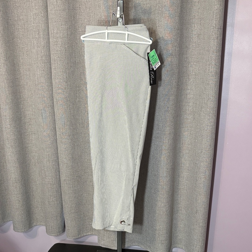 Light Gray Capris NWT Size 2X